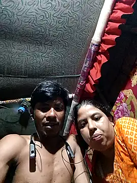 Snapshot of Pori_Moni1 chatting on 10/15/25, 07:44 Pori Moni1 online show from 10/15/25, 07:44