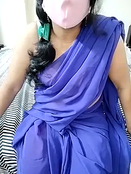 Snapshot of Hot_Boude chatting on 10/16/25, 05:05 Hot Boude online show from 10/16/25, 05:05
