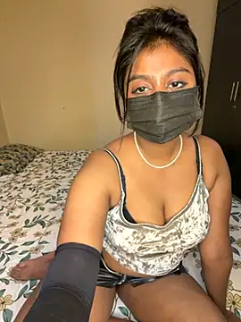 Snapshot of payal_mittal chatting on 10/25/25, 04:51 payal mittal online show from 10/25/25, 04:51