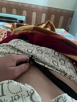 hanaa-show online show from 11/23/25, 08:02