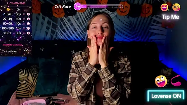 Snapshot of ChristyCraymer chatting on 10/20/25, 10:10 ChristyCraymer online show from 10/20/25, 10:10