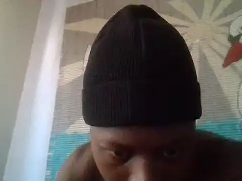 Snapshot of sensualitymax chatting on 10/22/25, 11:42 sensualitymax online show from 10/22/25, 11:42