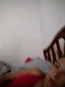 Snapshot of Ramona38 chatting on 10/25/25, 08:57 Ramona38 online show from 10/25/25, 08:57