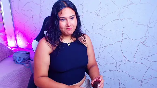 luna jonezz online show from 11/04/25, 11:14