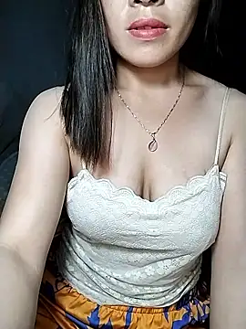 Hani-i online show from 05/16/26, 10:42