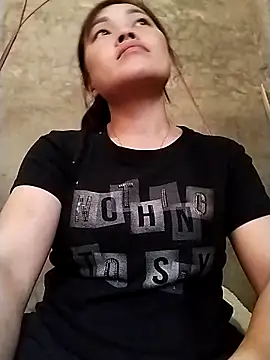 Hani-i online show from 04/12/26, 06:16