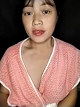 Hani-i online show from 10/26/25, 09:04