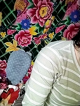 Hani-i online show from 02/24/26, 09:37