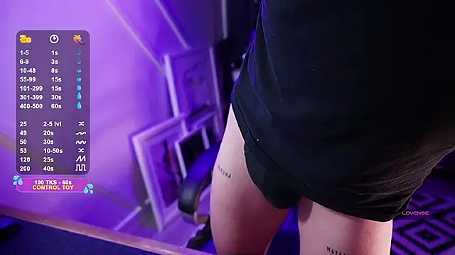 monsieurguitsxxx online show from 12/23/25, 03:39