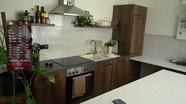 monsieurguitsxxx online show from 04/10/26, 11:28