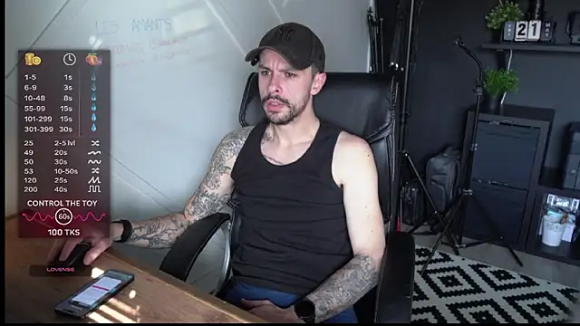 monsieurguitsxxx online show from 02/26/26, 01:33