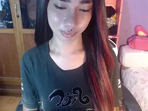 Yourasianbabyemma online show from 05/05/26, 07:06