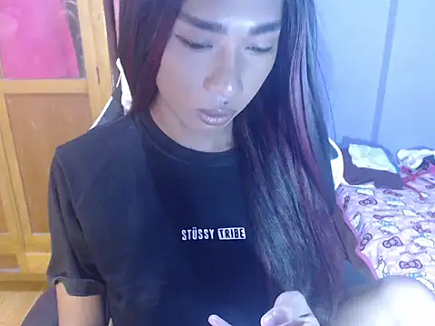 Snapshot of Yourasianbabyemma chatting on 05/09/26, 08:23 Yourasianbabyemma online show from 05/09/26, 08:23