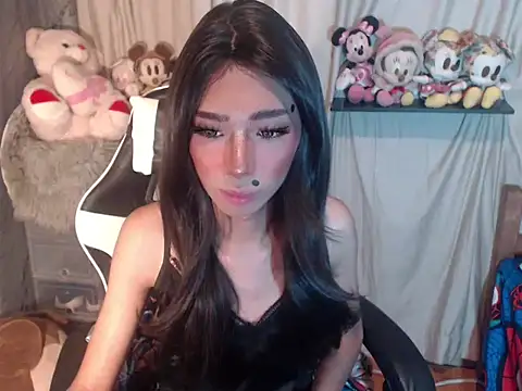 Yourasianbabyemma online show from 10/25/25, 06:12