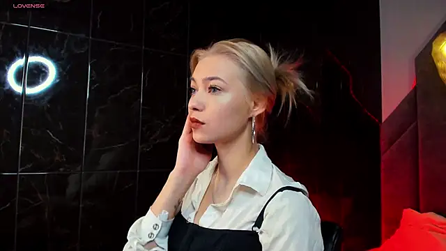 AlysiaSun  online show from 04/23/26, 11:39