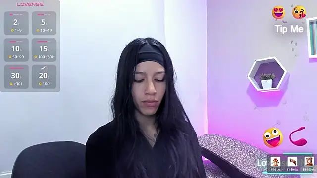 Snapshot of Laskhmi_ chatting on 06/10/26, 12:39 Laskhmi online show from 06/10/26, 12:39