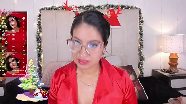 charlhot  online show from 12/18/25, 01:26