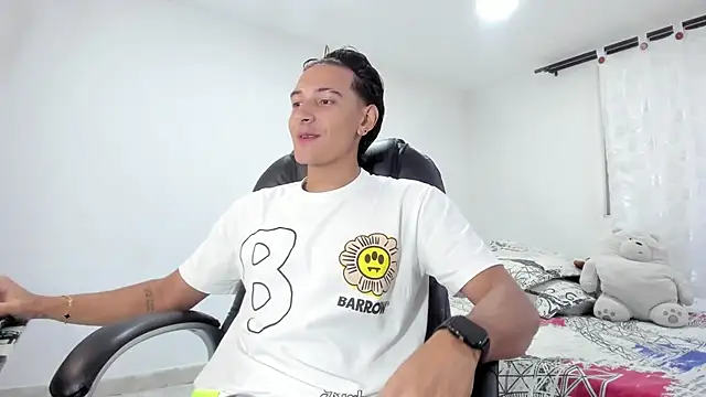 Hayden Boy  online show from 10/16/25, 01:41