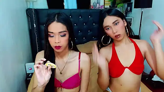 LovelyTs4U online show from 11/28/25, 08:47