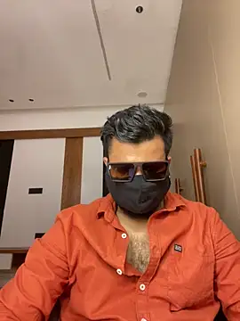 Notme 09 online show from 10/22/25, 03:22