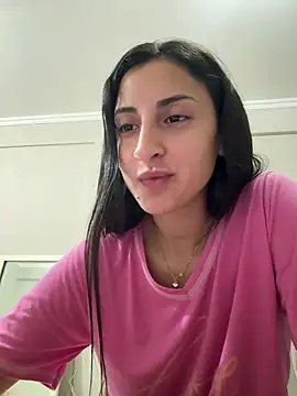 itsmiasofia online show from 06/03/26, 01:06