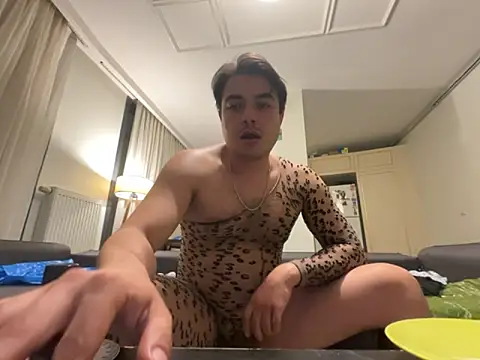 dicsucerboy77 online show from 05/22/26, 11:58