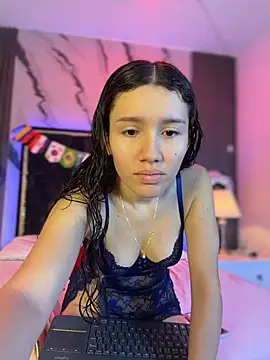 Snapshot of SsexCouplee chatting on 07/06/26, 11:39 SsexCouplee online show from 07/06/26, 11:39
