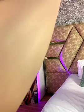 SsexCouplee online show from 10/31/25, 12:35