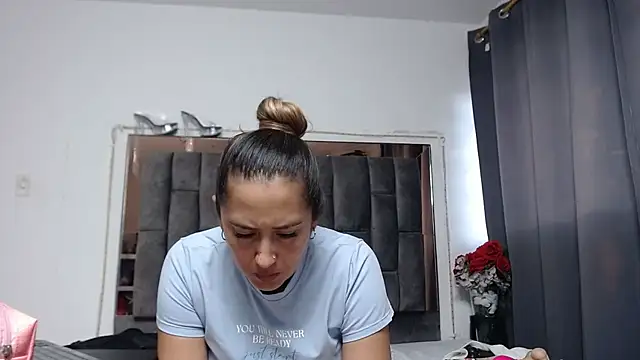 Salmma Milf online show from 05/20/26, 11:40