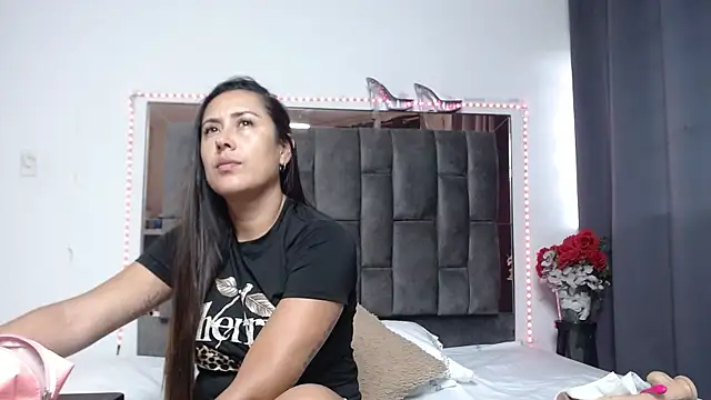 Salmma Milf online show from 04/09/26, 11:38