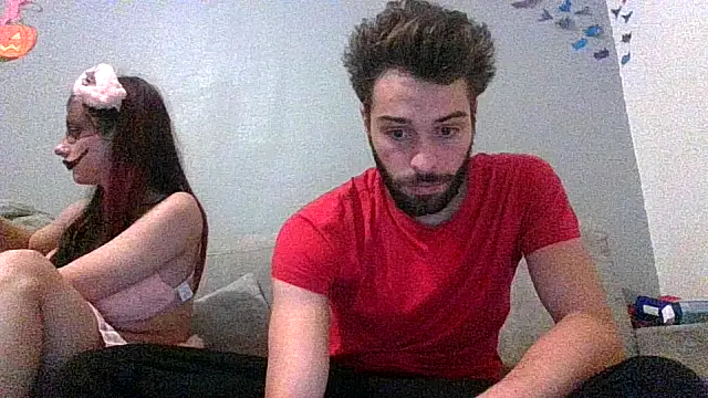 Snapshot of Lovesexe301 chatting on 10/27/25, 08:21 Lovesexe301 online show from 10/27/25, 08:21