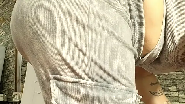 TokyoSky online show from 12/21/25, 07:04