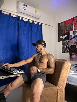 Snapshot of Kylian_Alessandro chatting on 02/16/26, 12:15 Kylian Alessandro online show from 02/16/26, 12:15