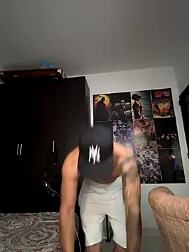 Kylian Alessandro online show from 10/18/25, 08:33