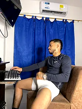 Kylian Alessandro online show from 11/12/25, 05:00