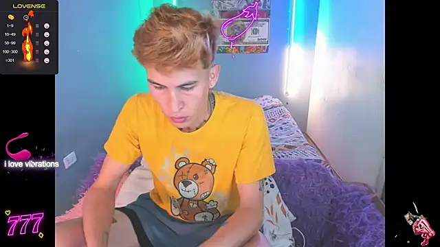Latin boysxxxx online show from 03/29/26, 02:02
