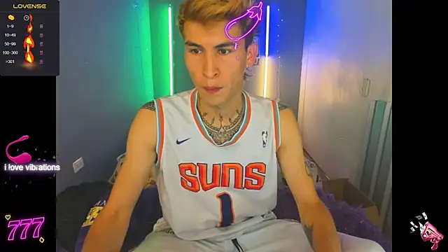Latin boysxxxx online show from 03/27/26, 01:14