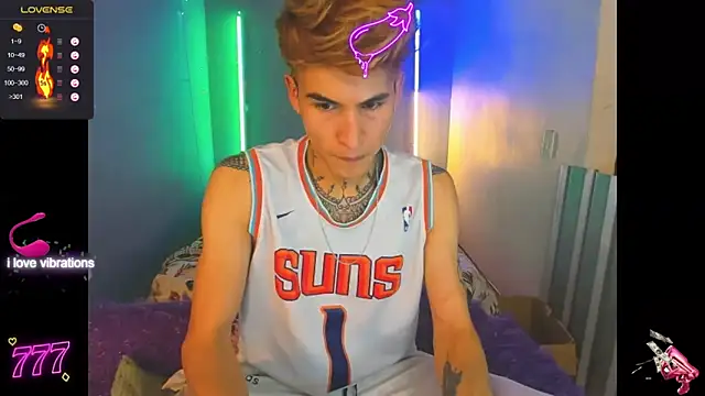 Latin boysxxxx online show from 03/27/26, 11:38