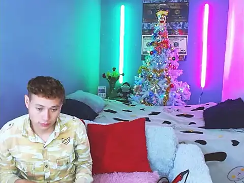 Latin boysxxxx online show from 11/27/25, 11:38