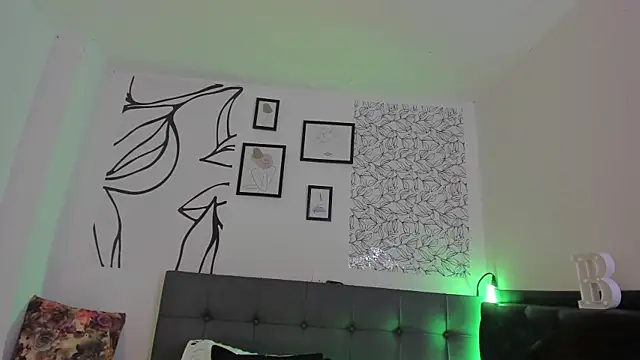 venus sk online show from 12/04/25, 05:12