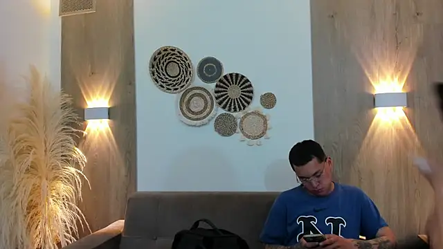 AnnieAndLeandro online show from 01/07/26, 08:14