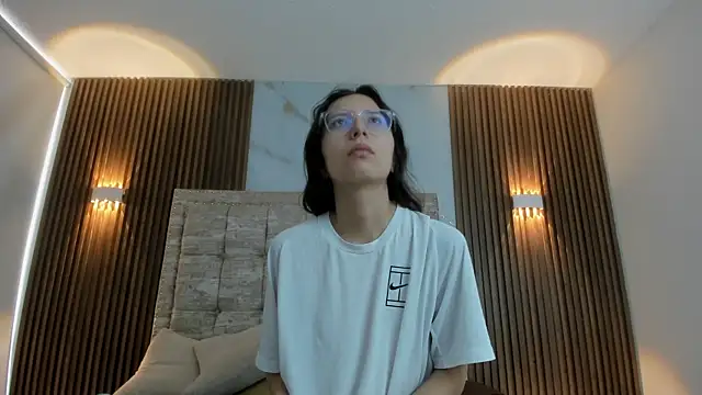 AnnieAndLeandro online show from 01/17/26, 02:31