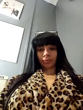 LucyMiax online show from 02/08/26, 08:56