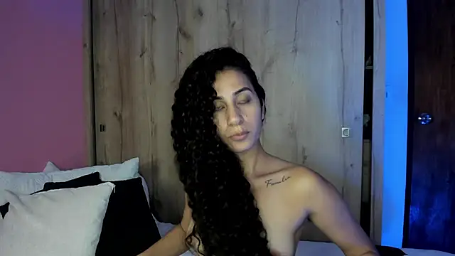 fernanda317 online show from 04/18/26, 09:37