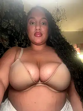 CocoRaexx online show from 12/19/25, 02:59