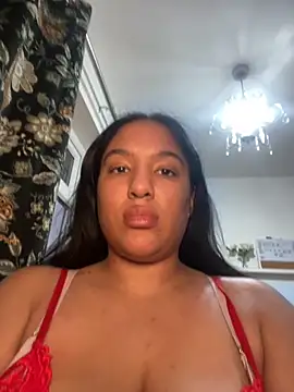 CocoRaexx online show from 11/18/25, 04:21