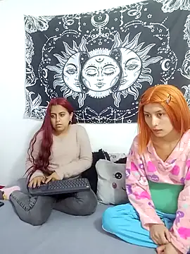 abby n emily online show from 11/20/25, 12:28