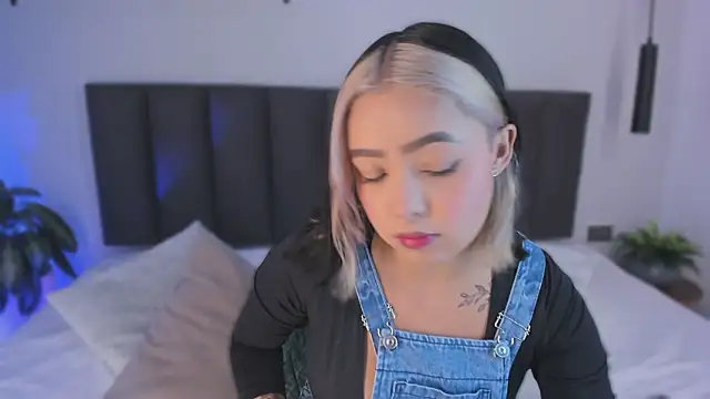 Snapshot of AilanaCortes chatting on 02/13/26, 12:16 AilanaCortes online show from 02/13/26, 12:16