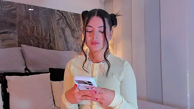 Snapshot of Rashel_Frost_ chatting on 02/02/26, 07:46 Rashel Frost online show from 02/02/26, 07:46