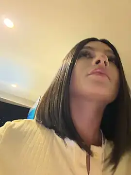 Rashel Frost  online show from 11/22/25, 02:21